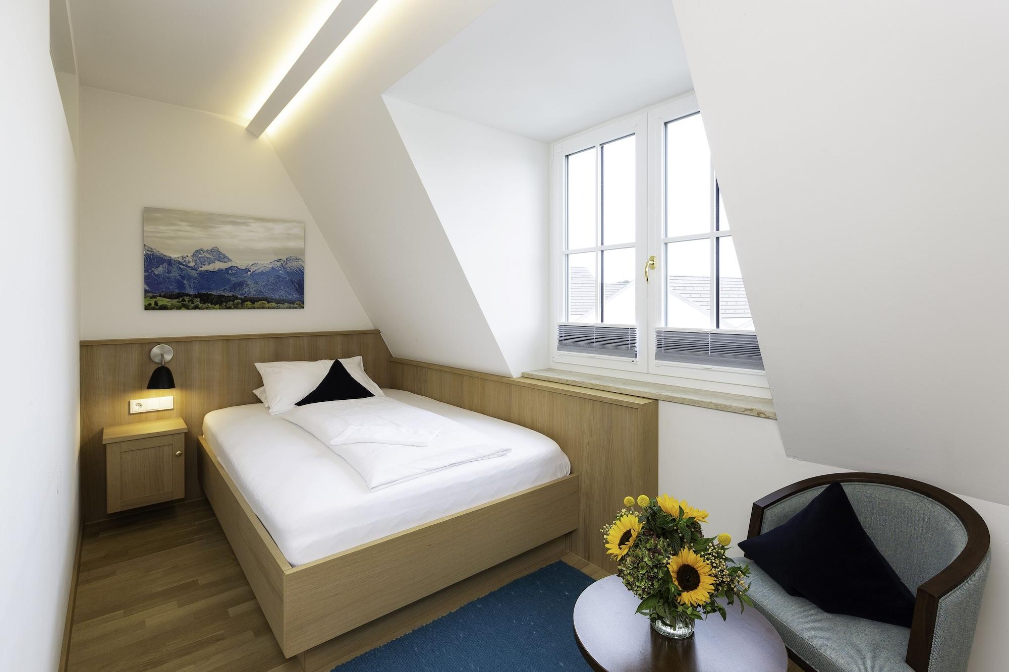 Hirsch Hotel
