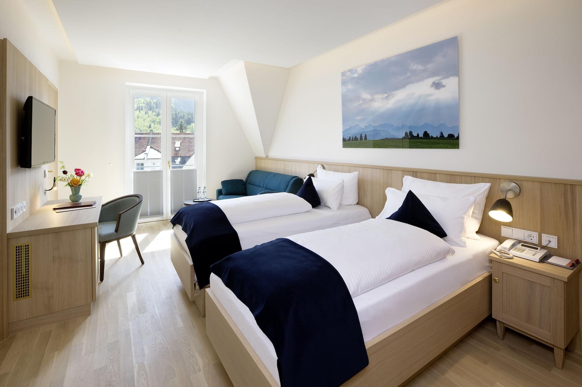 Hotel Hirsch