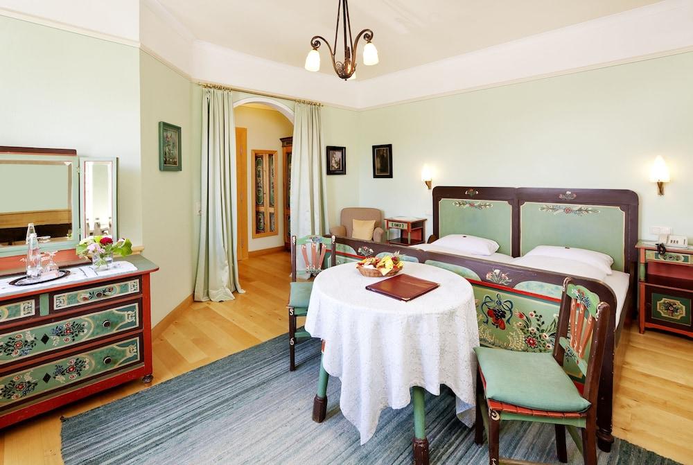 Hotel Hirsch