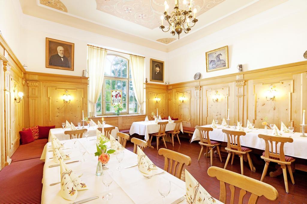 Hirsch Hotel 4*